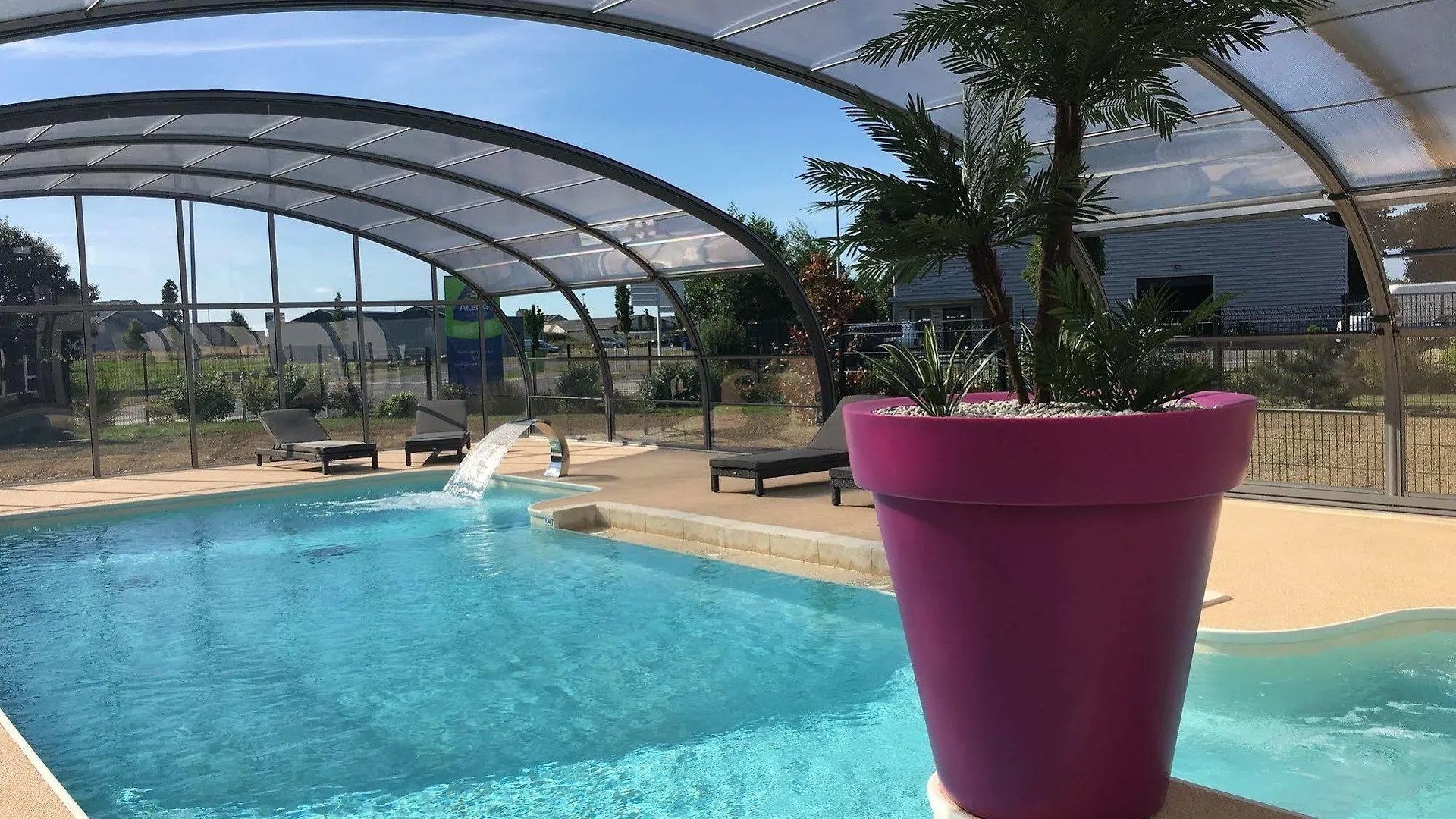 Kyriad Dol-De-Bretagne Hotel
