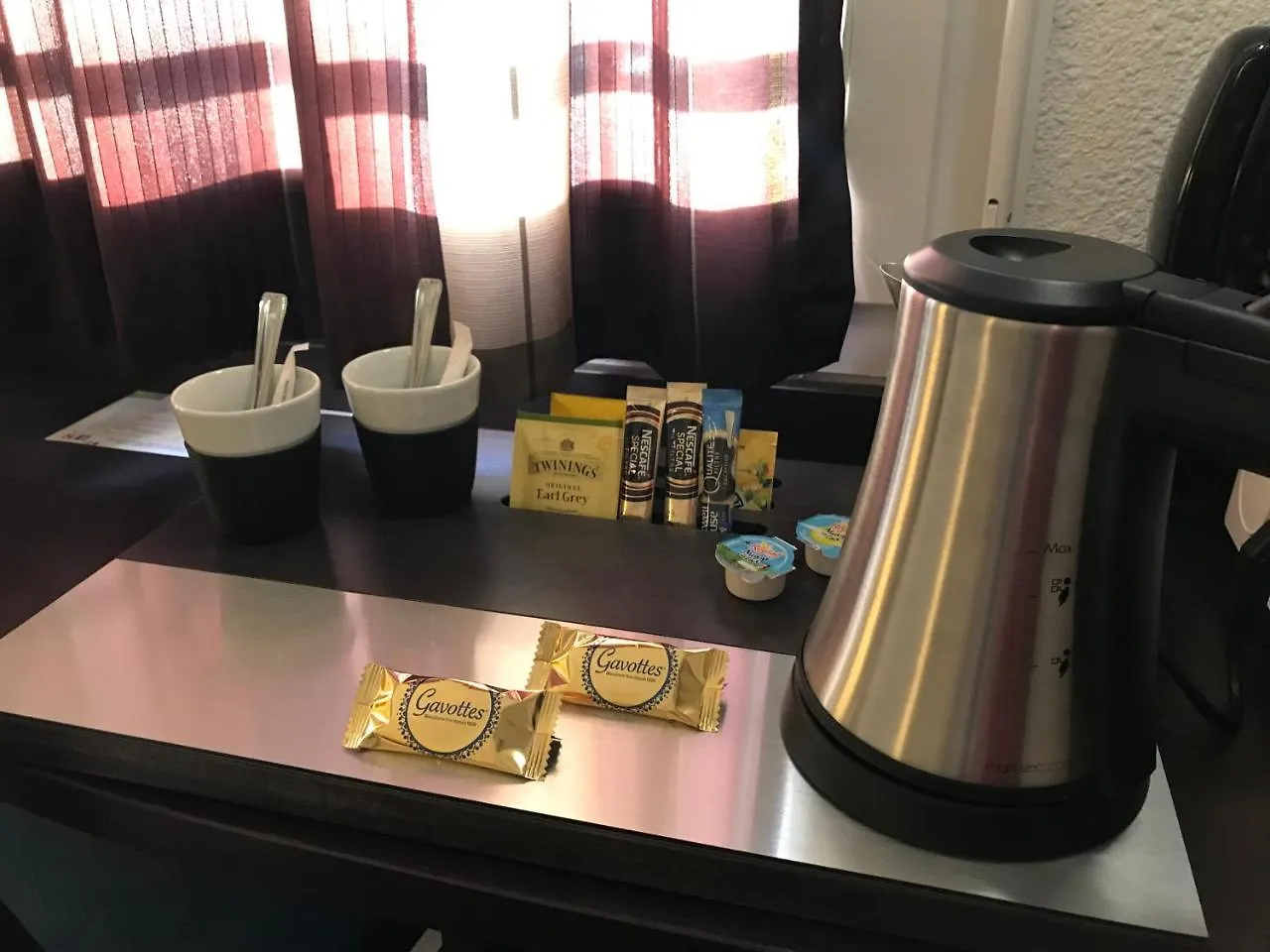 Hotel Kyriad Dol-De-Bretagne